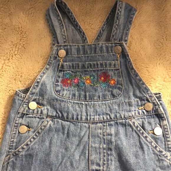 🎉4 for $20 Cherokee size 2T Shortalls - Picture 2 of 5